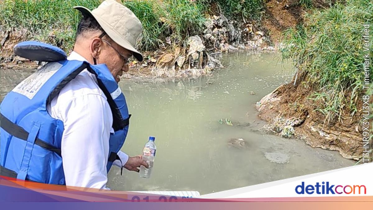 DLHK Banten Cek Dugaan Pencemaran Sungai Cisadane, Ambil Sampel 3 Industri