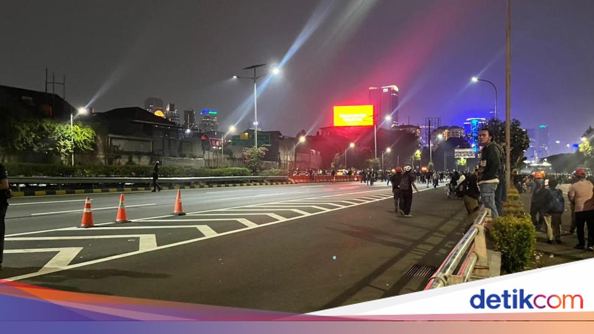 Tol Dalam Kota Kembali Dibuka