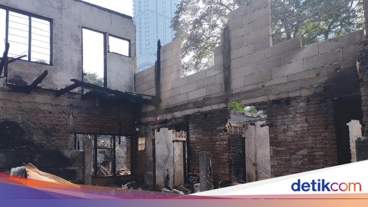 Penampakan 3 Rumah Ludes Akibat Kebakaran di Kebon Melati Jakpus