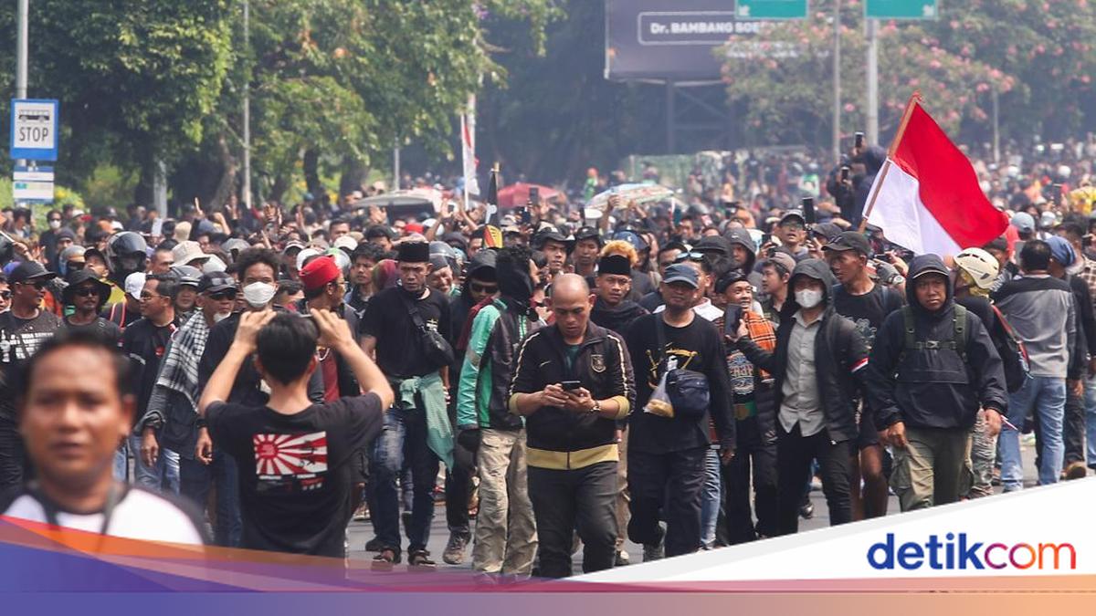 Menhub Pastikan Tidak Ada Transportasi Umum Rusak Saat Demo 27 Agustus