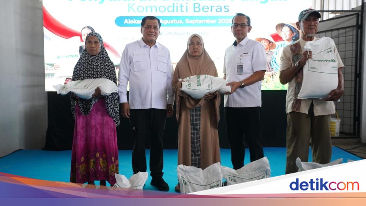 BULOG &amp; Komisi VI DPR RI Pastikan Bantuan Pangan Tersalurkan di Makassar