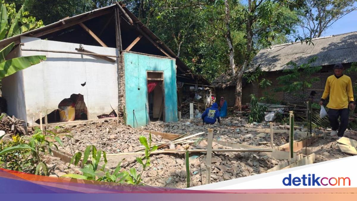 Hampir Ambruk, Rumah Tak Layak Milik Nenek di Pandeglang Kini Mulai Dibangun
