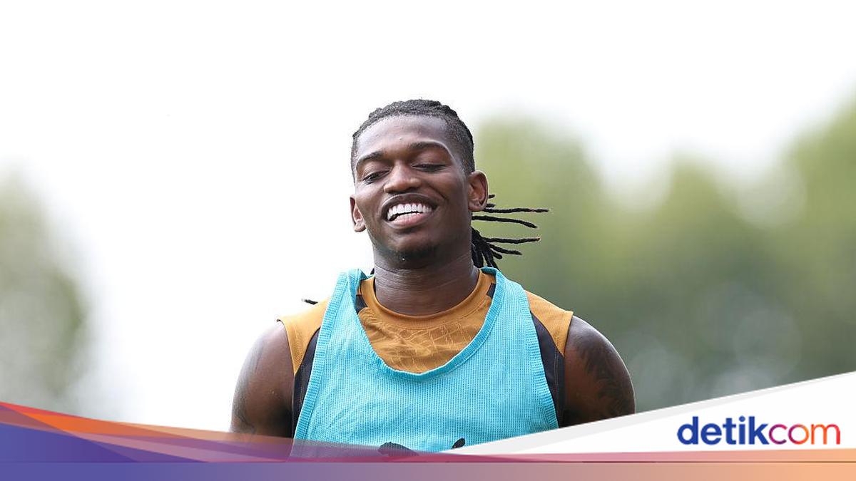 Leao ke Istanbul Hari Ini, Selangkah Lagi Jadi Pemain Galatasaray