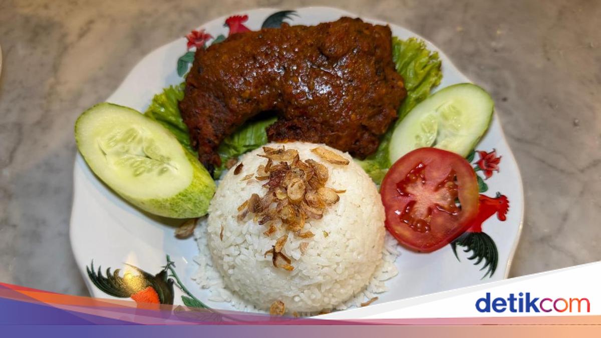 Kopitiam Heritage di Blok M Ini Punya Kaya Toast Lembut hingga Ayam Bumbu Rujak
