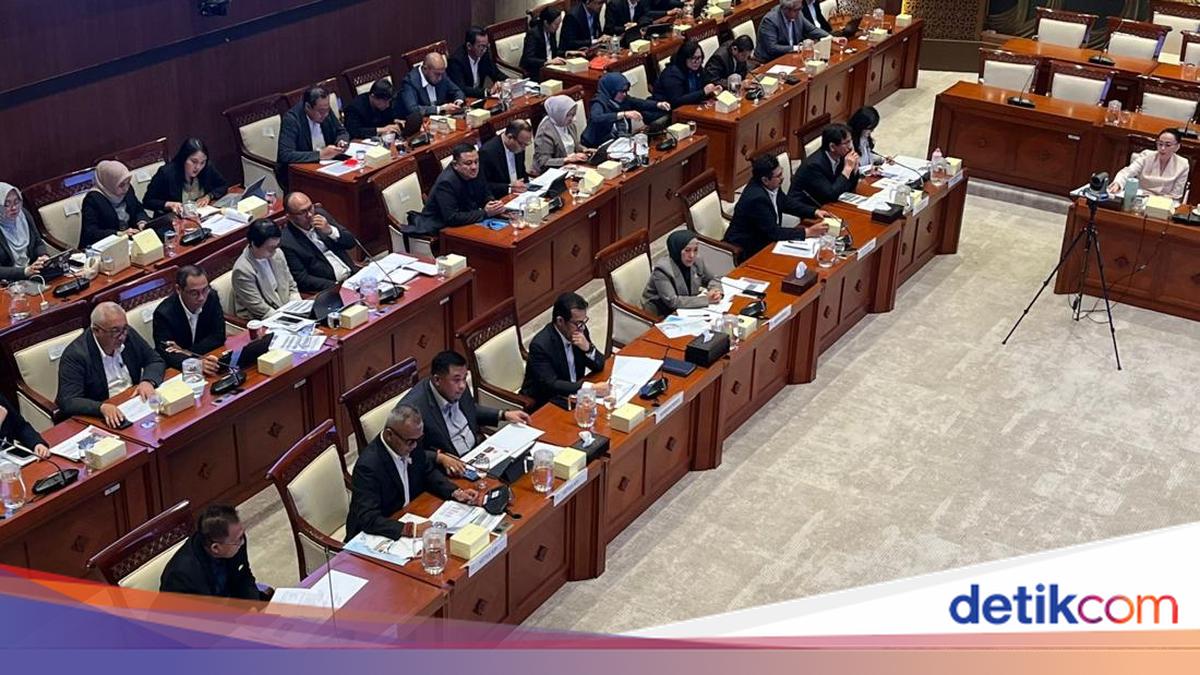 Rapat di DPR, Komdigi Usul Tambahan Anggaran Rp 3,23 T untuk Tahun 2027