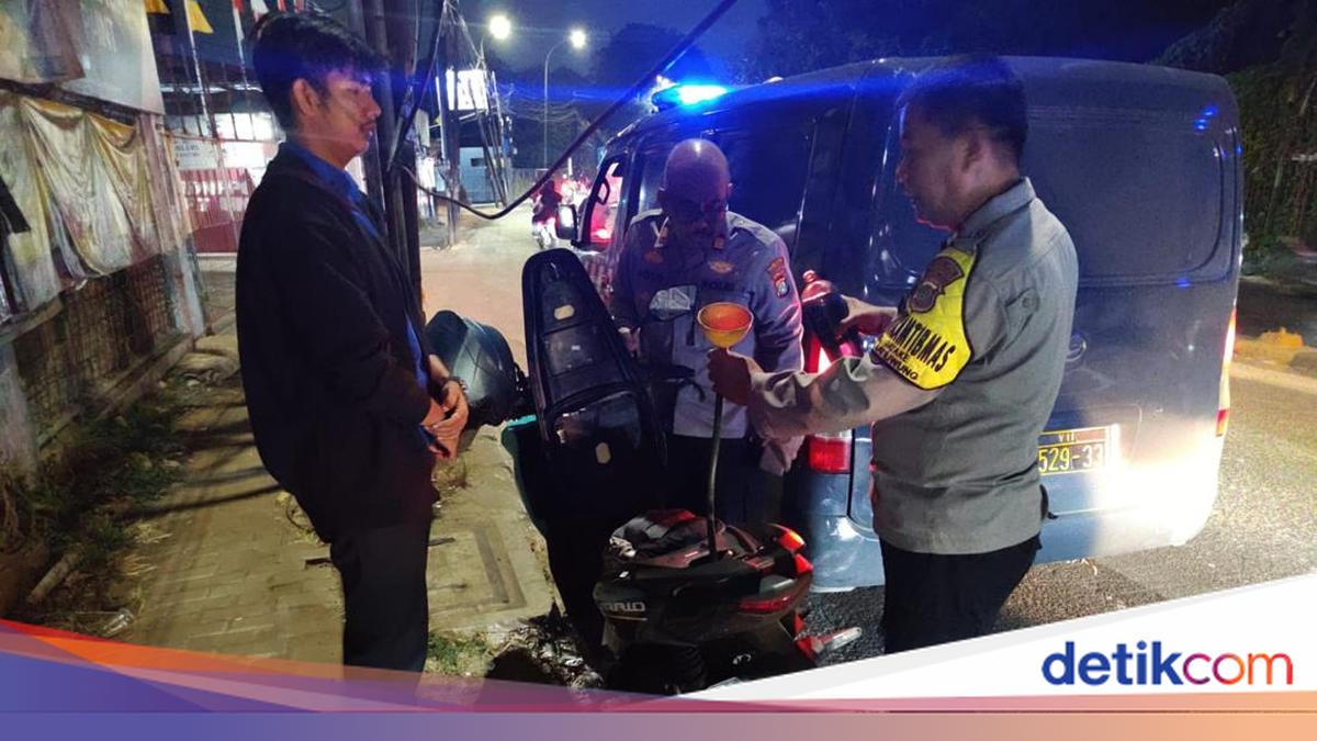 Bensin Habis dan Tak Punya Uang Pulang, Warga Minta Bantuan Polisi via 110