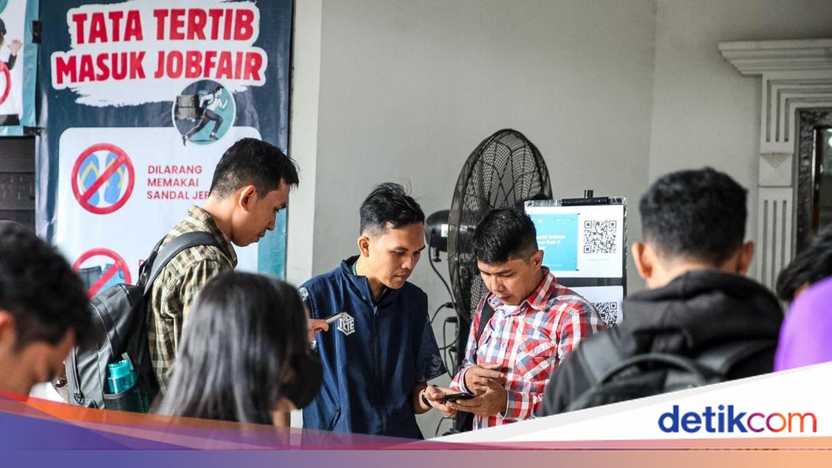 Berburu Lowongan Kerja di Ragunan, Career Fest Jadi Harapan