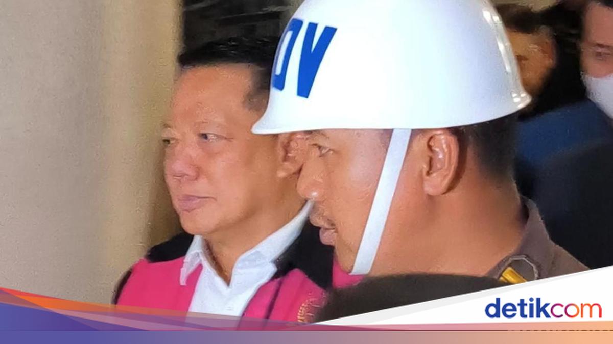 Febrie Adriansyah Diperiksa 10 Jam di Kejagung, Dibawa Lagi ke Rutan KPK