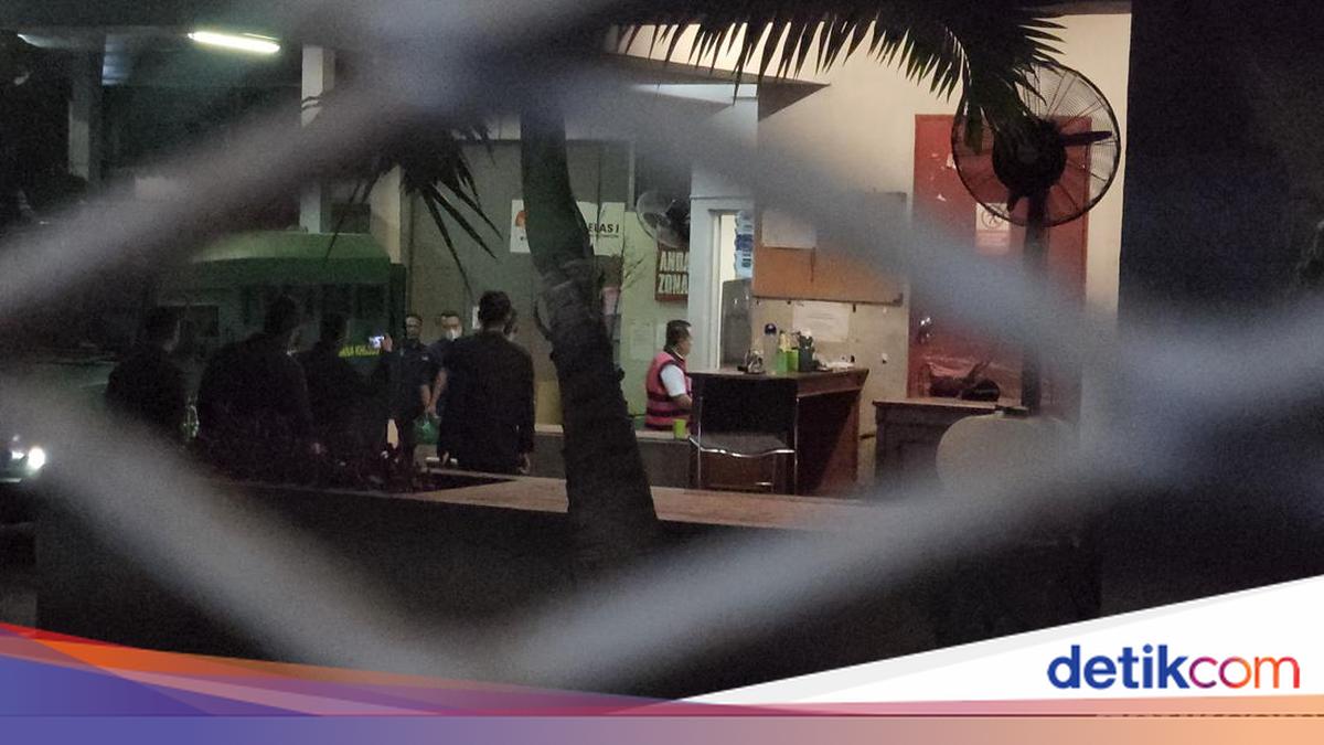Febrie Tiba di Rutan KPK Usai Diperiksa Kejagung Terkait TPPU