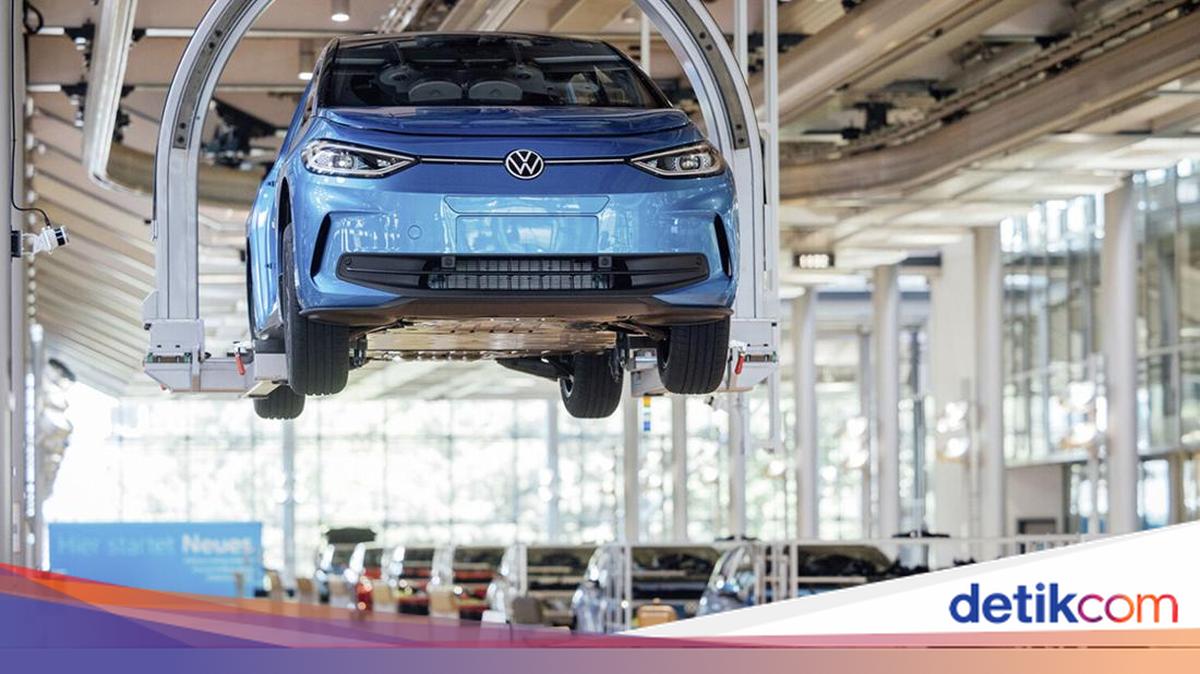 Photo: Detik Volkswagen envisage de fermer quatre usines et menace des milliers d'emplois