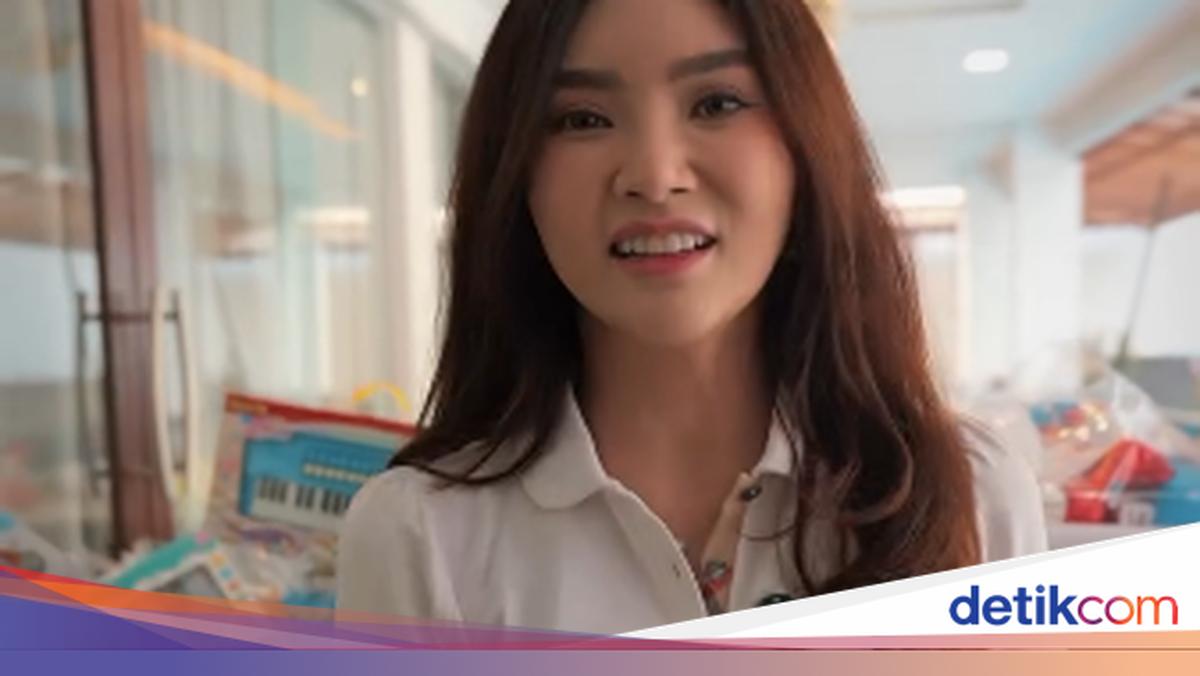 Sarwendah Rayakan Ultah dan Berbagi Kue di Yayasan Anak Kanker