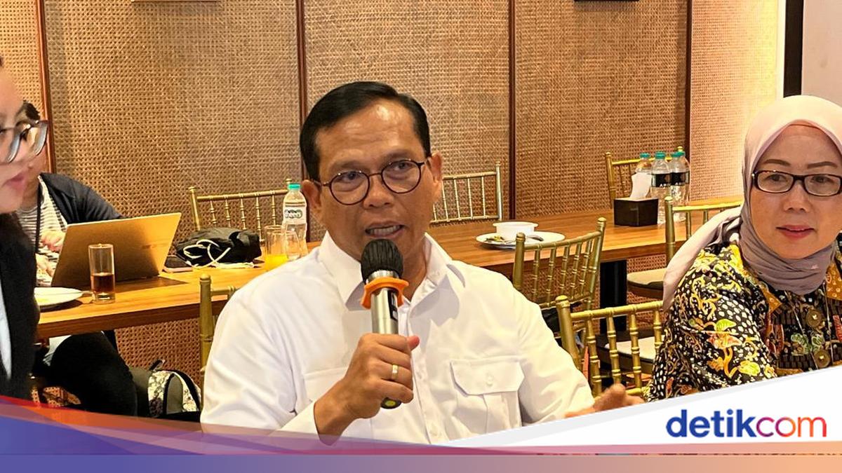 Gunung Anak Krakatau Erupsi, Kemenhub Pastikan Belum Ganggu Penerbangan