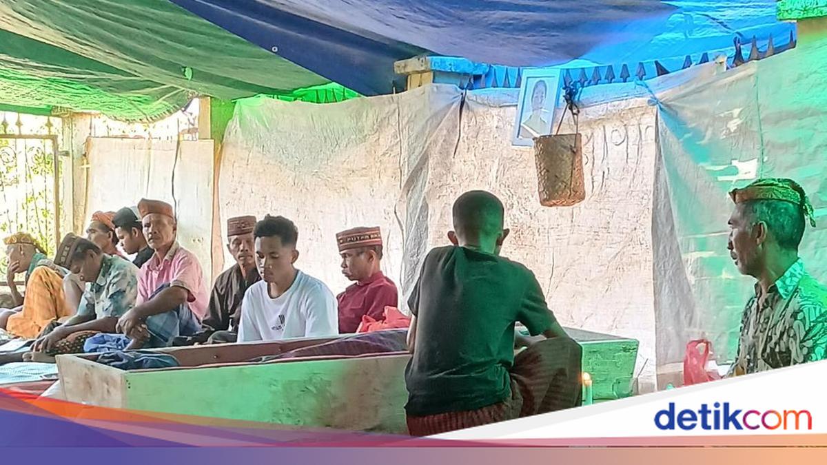 Korban Gempa NTT Meninggal di Posko Pengungsi, Jenazah Disemayamkan di Tenda