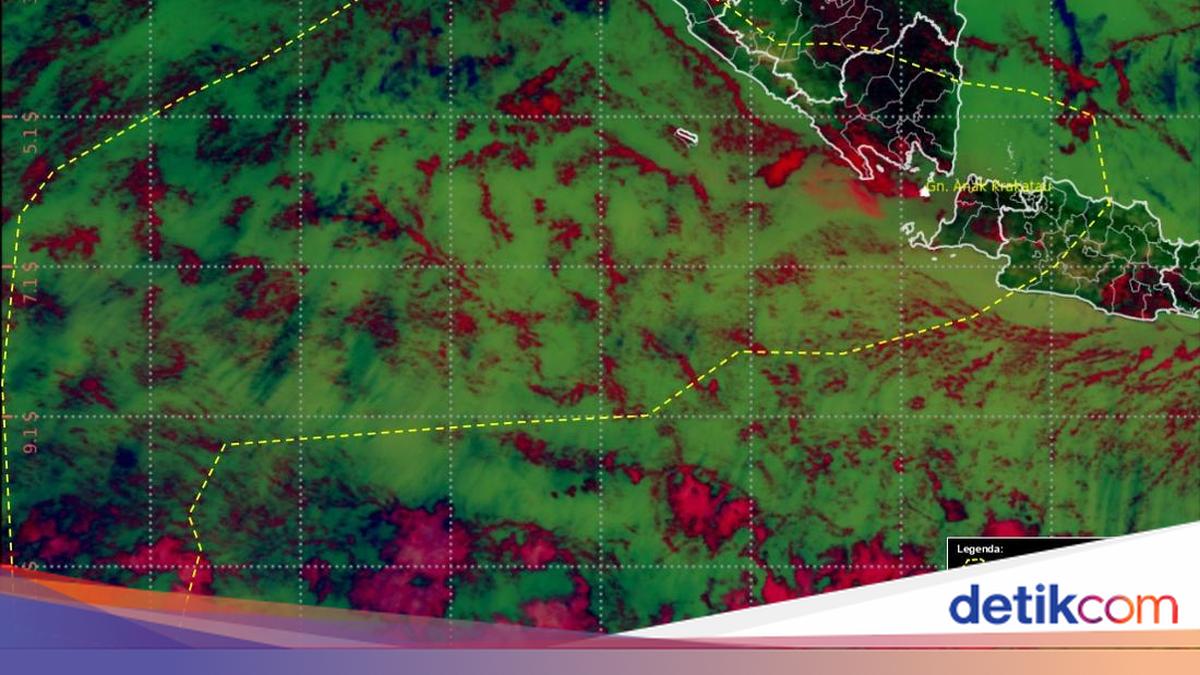 Sejumlah Warga Pandeglang Sesak Napas Akibat Abu Erupsi Anak Krakatau