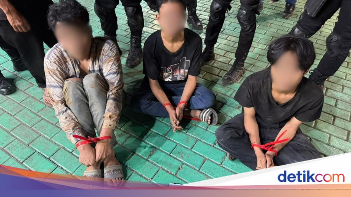 Brimob Polda Metro Tangkap Tiga Perampas HP Sopir Truk di Jakbar