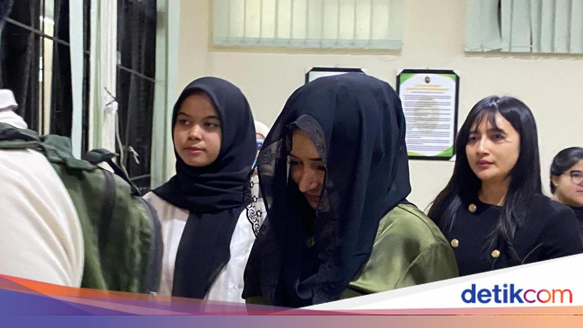 Bupati Fadia Arafiq Klaim THR dari Bawahan Sudah Tradisi