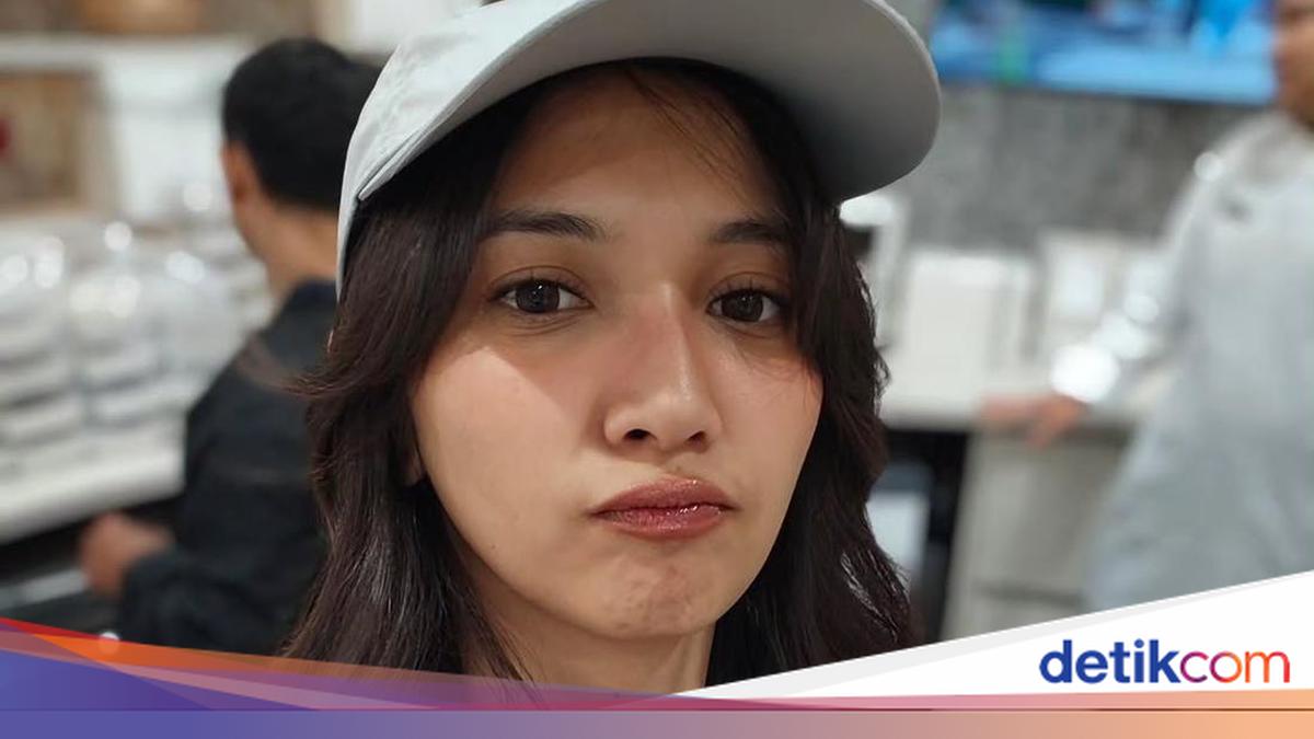 Liburan ke Korea Selatan, Sheila Dara Asyik Mukbang hingga Ngemil Pastry