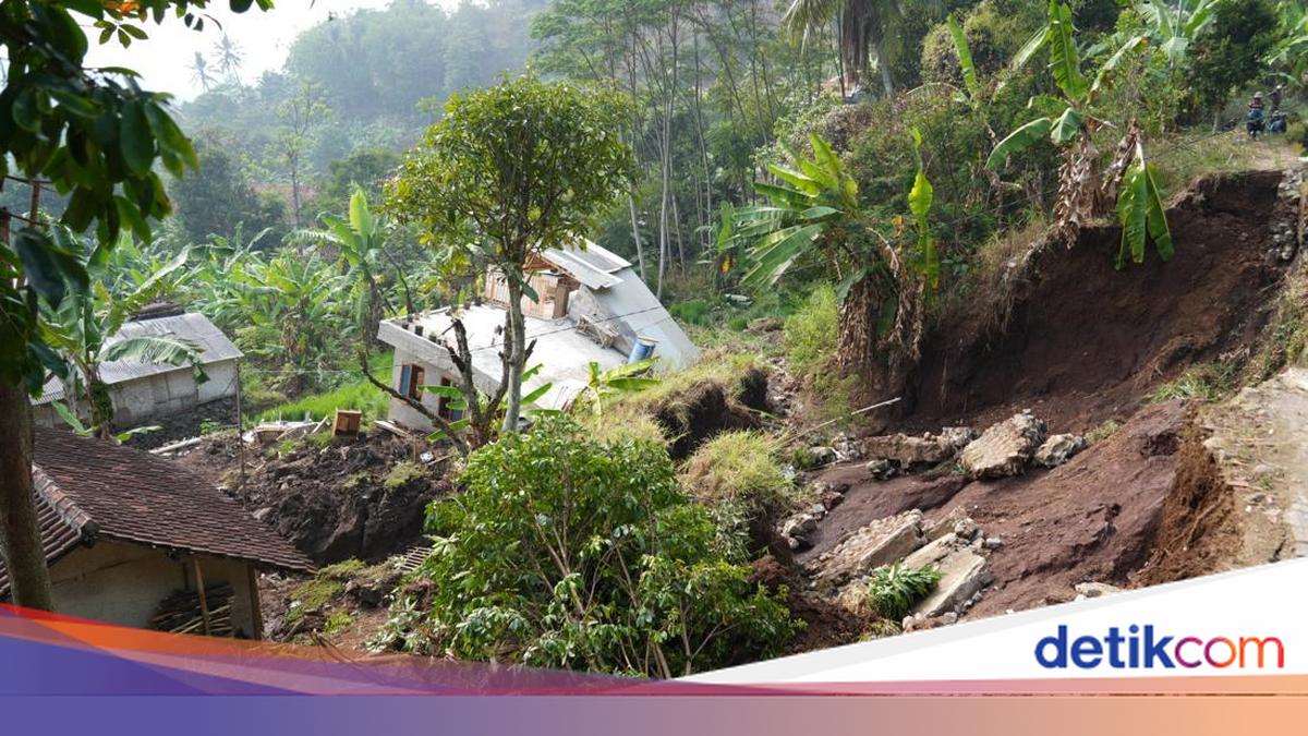 Rumah Terdampak Longsor di Kutawaringin Segera Ditangani!