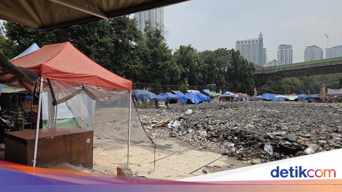 Menilik Pasar Taman Puring Setahun Pascakebakaran, Pedagang Kini Buka Tenda