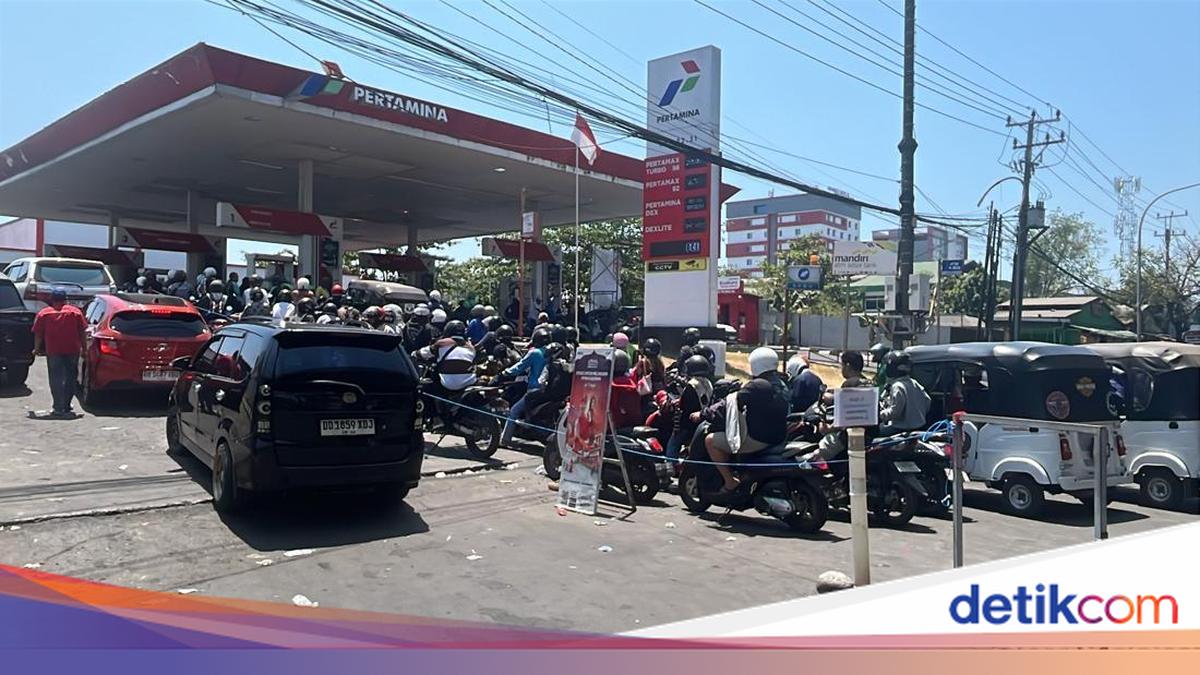 TK-SD-SMP di Makassar Belajar Daring Imbas Antrean BBM, ASN WFH