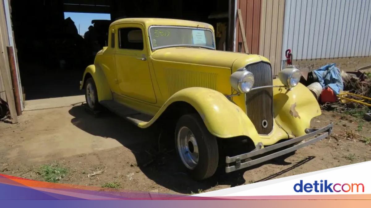 Wujud Mobil-mobil Klasik yang Dilelang Mulai Rp 8 Ribu Perak