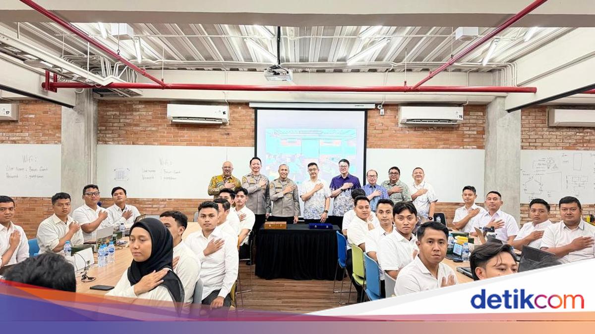 Polda Metro Bekali Pelajar Perlindungan Digital di Era AI
