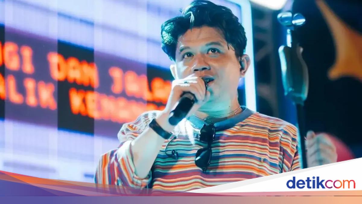 Uan Kaisar Hobi Makan Sambil Live Streaming, Lahap Nasi Padang hingga Lele