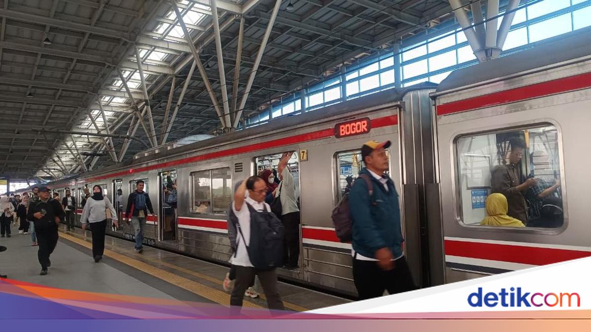 KRL Priok Dipakai di Red Line, Anker Harap KRL INKA Cepat Beroperasi Lagi