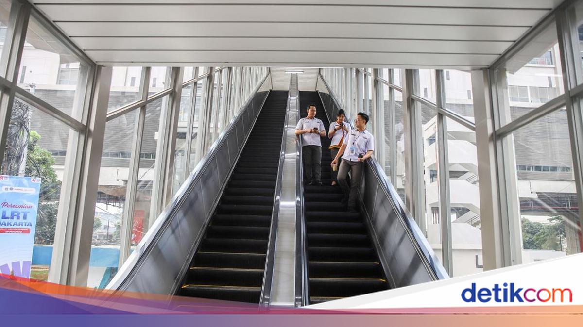 4 Kali Pakai Eskalator, Berapa Menit Perjalanan ke Peron Stasiun LRT Manggarai?