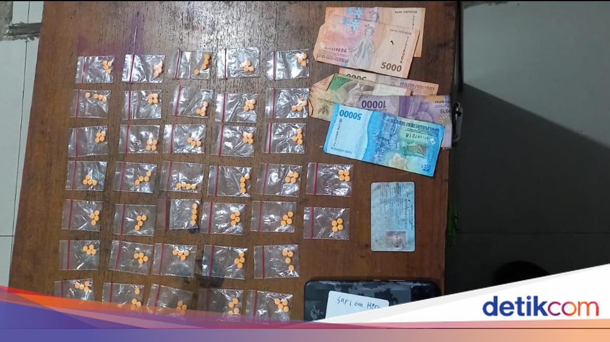 Pengedar Obat Keras di Bekasi Ditangkap, Simpan 148 Butir di Pohon Pisang