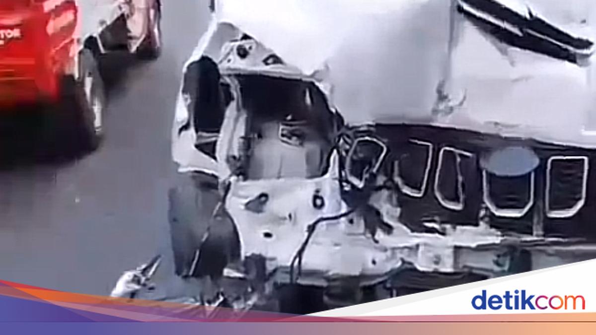 Pelajaran dari Fortuner Tabrak Pikap Kopdes Sampai Ringsek