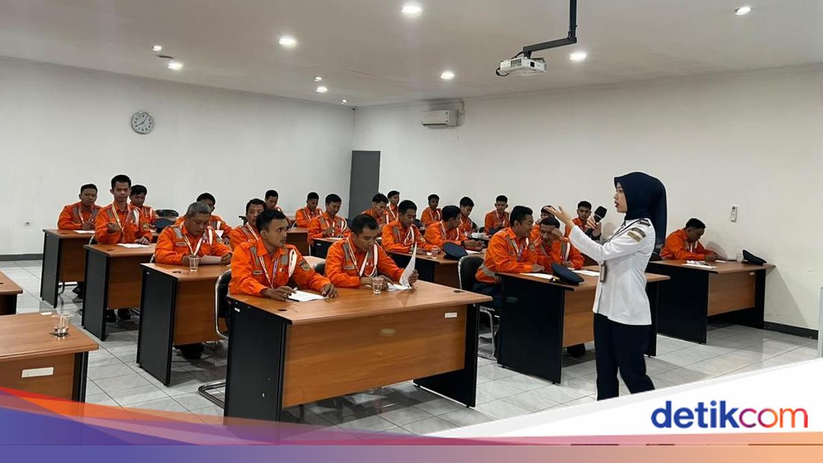 748 Orang Direkrut Jadi Petugas Jaga Lintasan Kereta