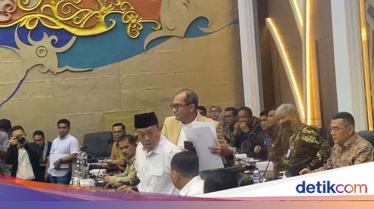 Nusron Buka Suara Mundur dari Kepengurusan Golkar: Tanya Bahlil