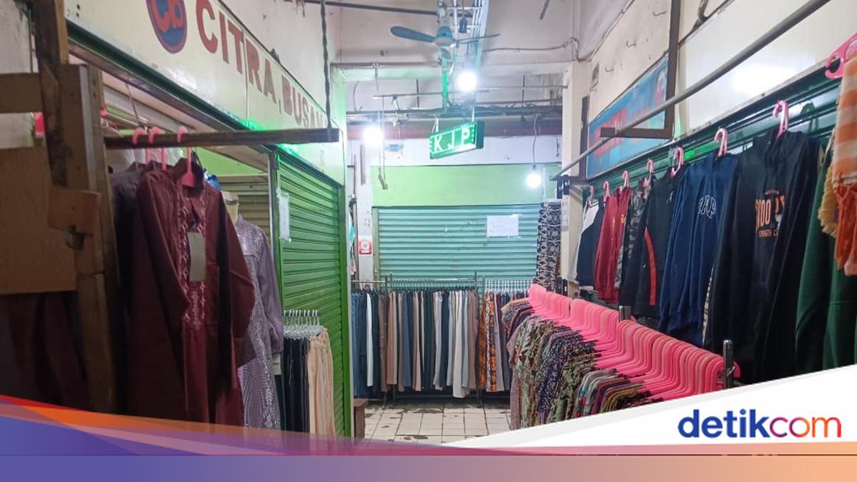 Pembeli Pasar Pondok Labu Tinggal Hitungan Jari, Pedagang Terlilit Utang
