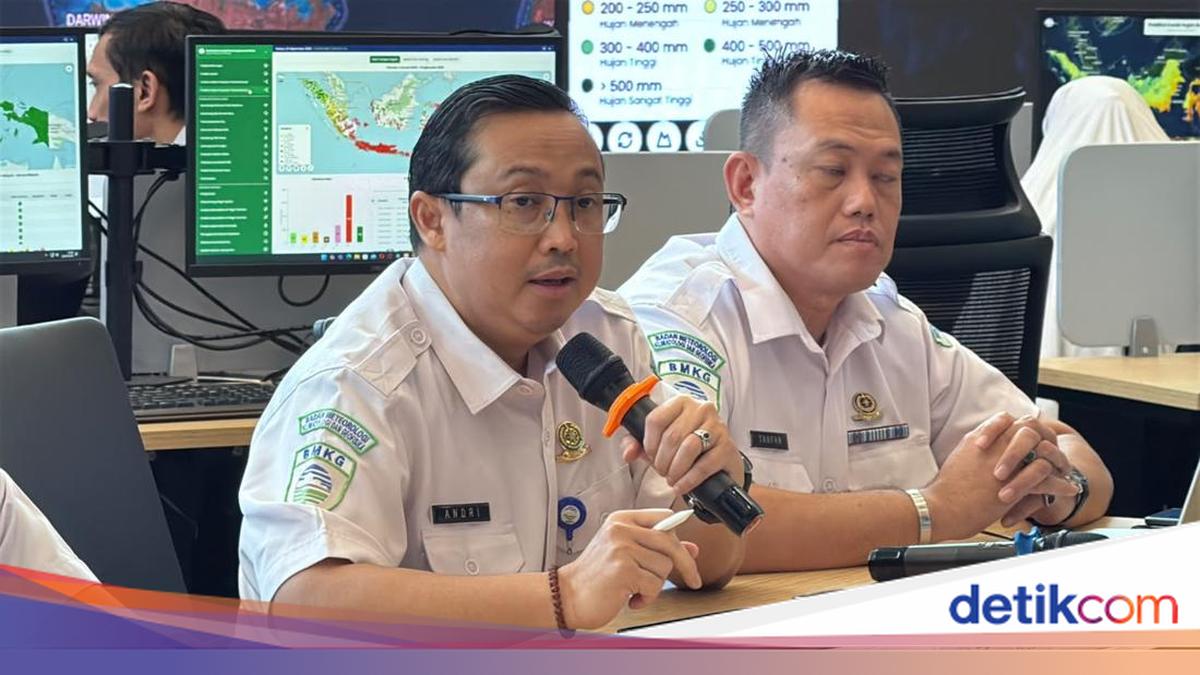 BMKG Ungkap Musim Hujan 2026/2027 Pendek, tapi Curah Hujan Lebih Besar
