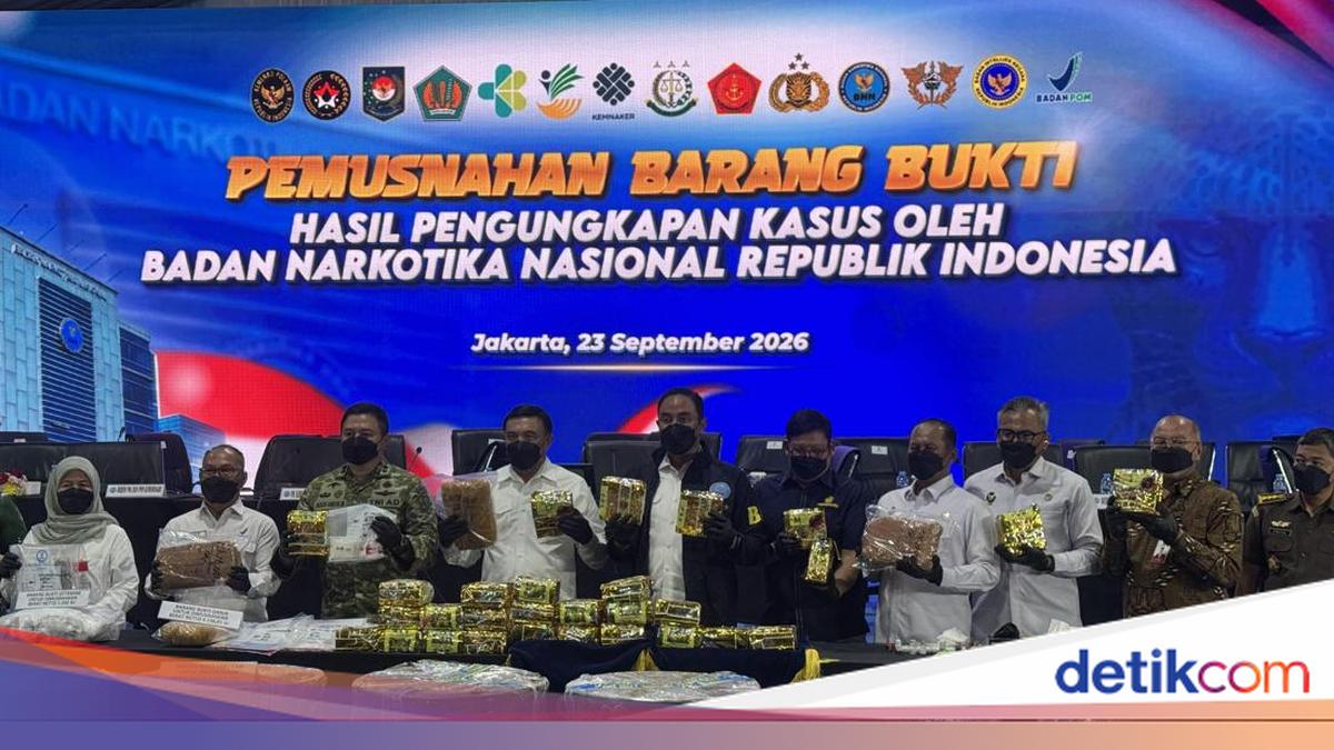BNN Musnahkan 34 Kg Narkoba dari 12 Kasus, 25 Tersangka Ditangkap