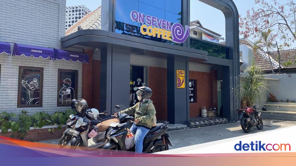 3 Orang Dibacok di Depan Kafe Semarang, Diduga Urusan Utang Piutang