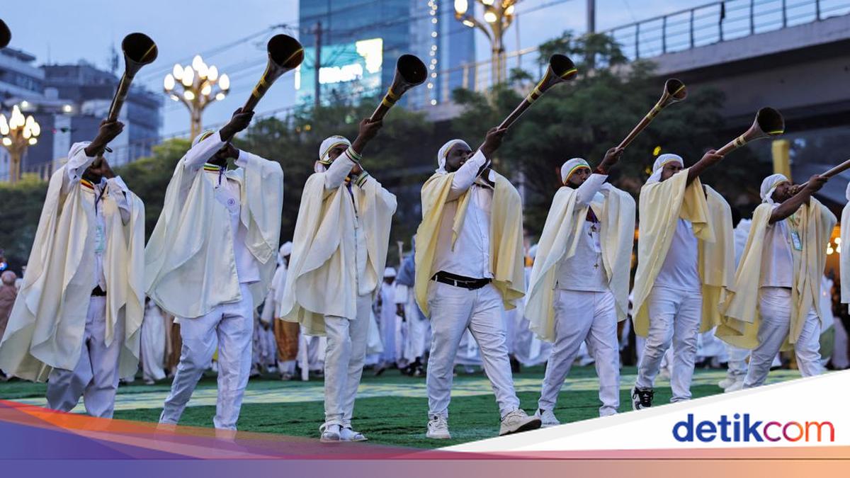 Paduan Suara hingga Api Unggun, Semarak Festival Meskel