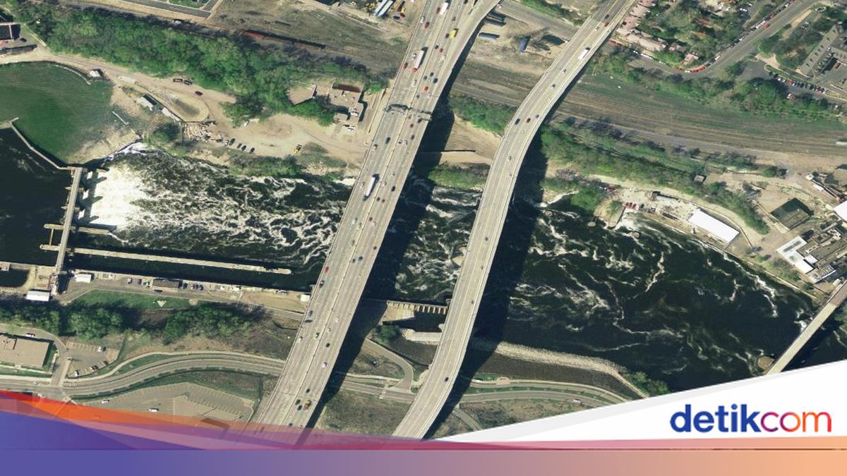 Jembatan Runtuh dalam 3 Detik Karena Pelat Besinya Terlalu Tipis