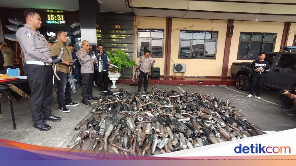Polisi Razia Knalpot Bising ke Sekolah di Tasikmalaya
