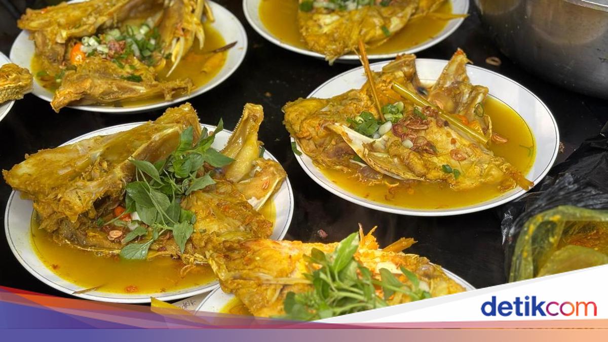 Langganan PNS! Kepala Kakap Pak Salim di Puri Ludes 200 Potong Sehari