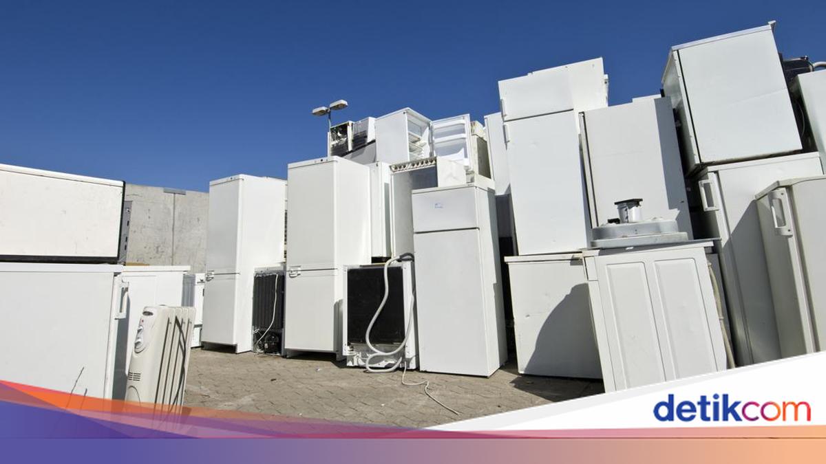 Fenomena 'Kuburan' Kulkas, Warga Terancam Dikepung Sampah Elektronik