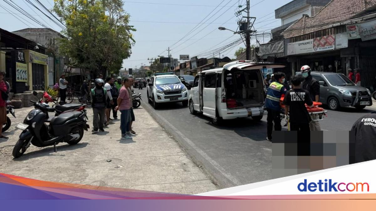 Pesepeda Lansia Tewas Ditabrak Motor di Jalan Dr Radjiman Solo