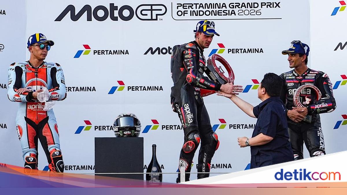 Momen Erick Thohir Serahkan Trofi MotoGP Mandalika Disorot Media Italia