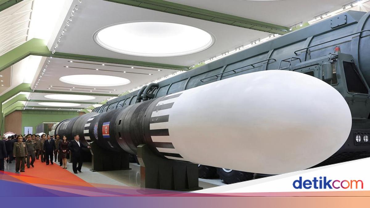 Kim Jong Un Pamer Rudal Diklaim Bisa Sampai AS