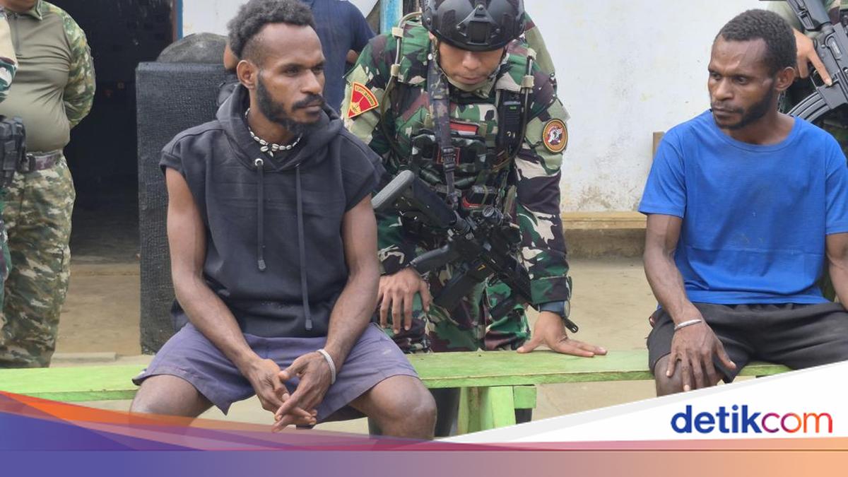 2 Pentolan OPM Serahkan Diri ke TNI Usai Sempat Dikabarkan Tewas