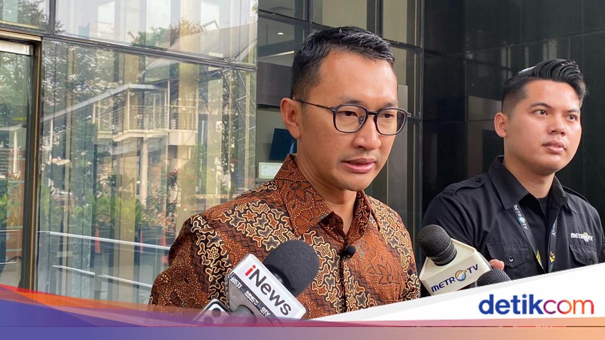 9 Orang Dibawa KPK ke Jakarta dari OTT di Klaten, Termasuk Bupati Hamenang