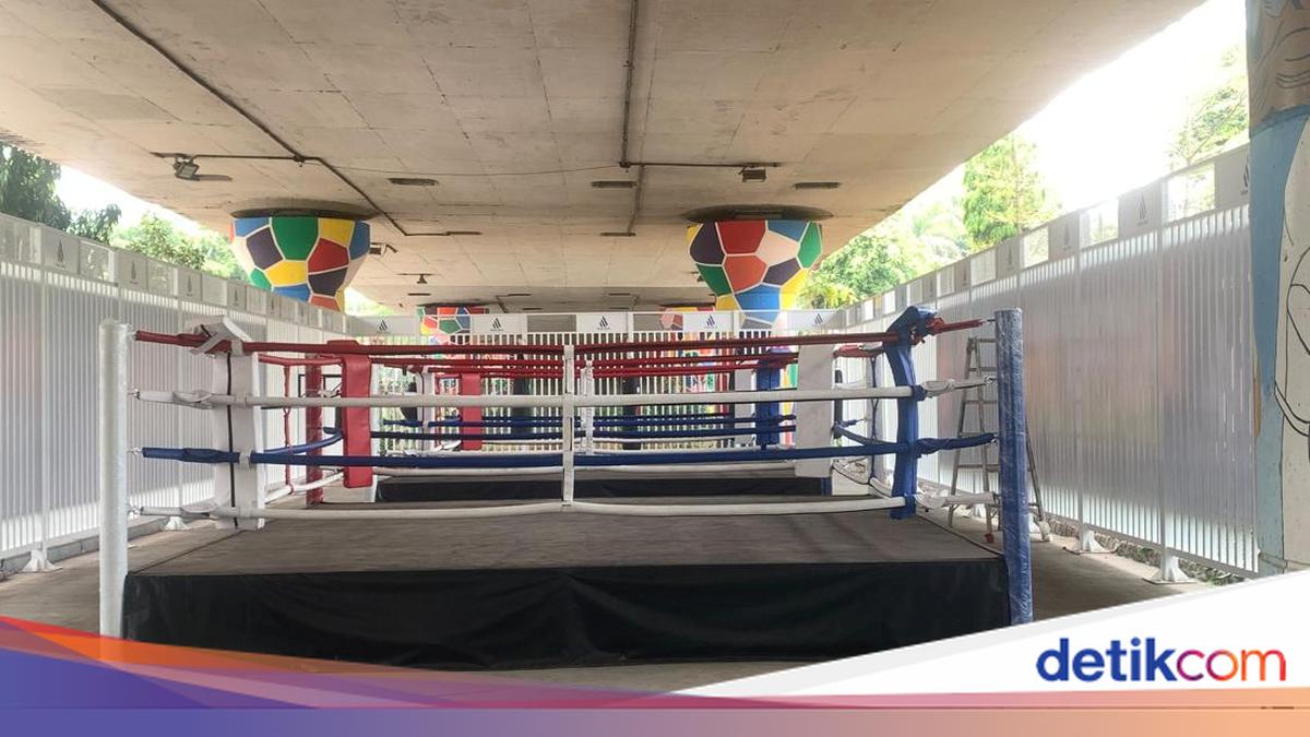 Melihat Kolong Flyover Kampung Melayu yang Disulap Jadi Ring Tinju
