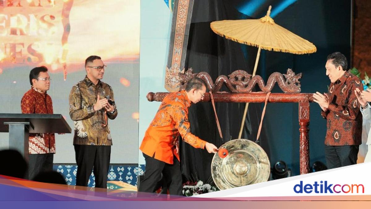 Lestarikan Budaya, Fadli Zon Resmikan Museum Keris Indonesia di TMII