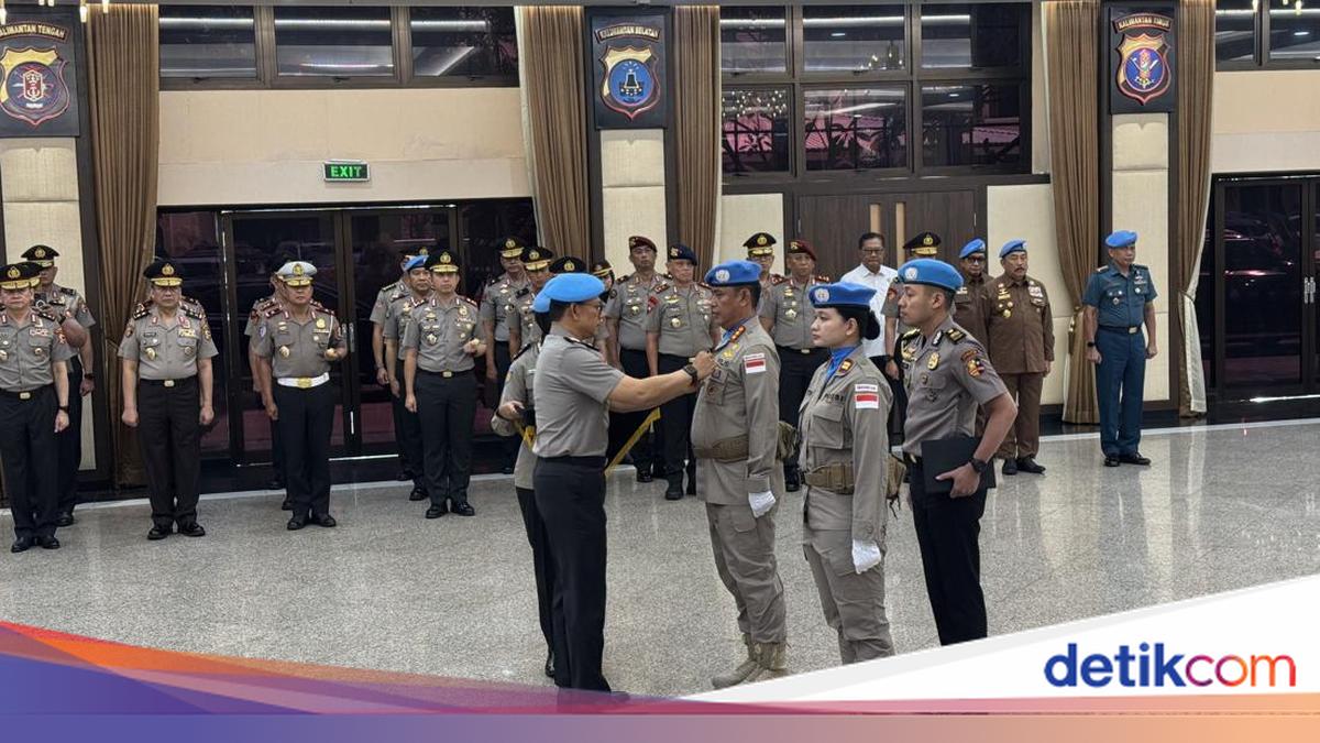Pasukan Garbha FPU 7 Minusca Terima Lencana Kehormatan dari Prabowo